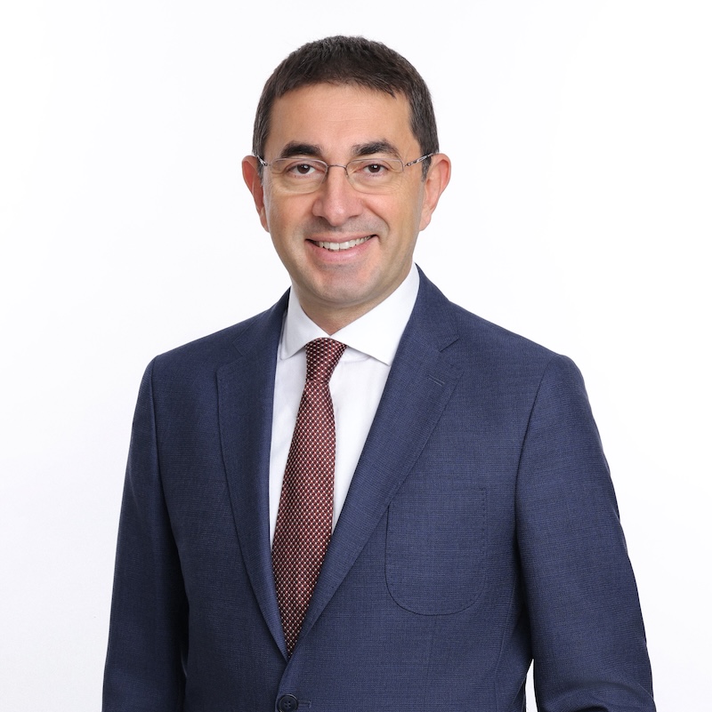 &Ouml;zg&uuml;r Tort