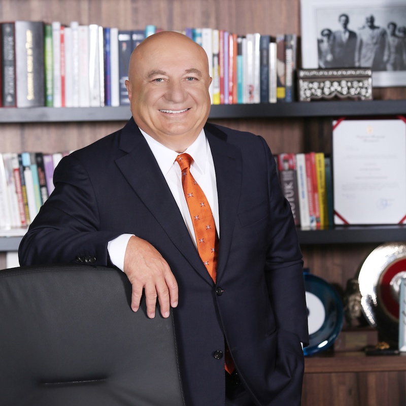 Sani Şener
